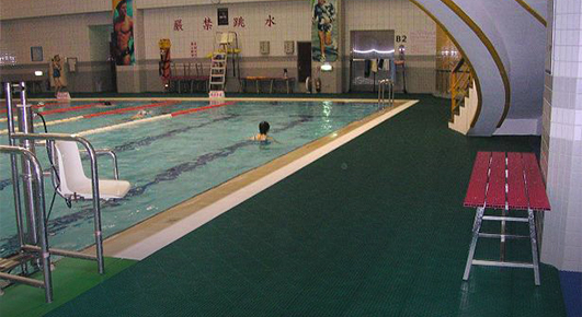 Swimming-Pool-Floor-Mats